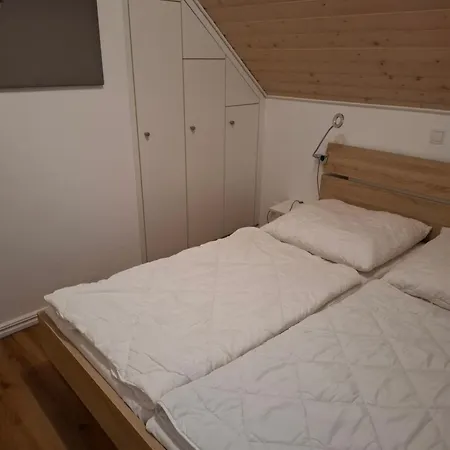 - Haus Am